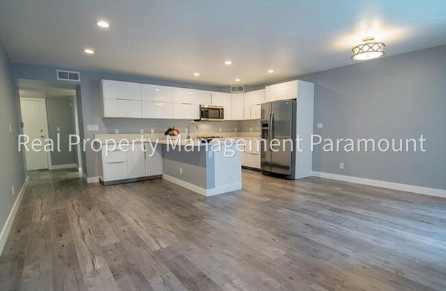 Photo - Spacious Condo with Relaxing Pool Views