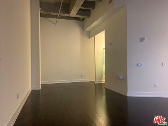 Photo - 727 W 7th St Unit 415