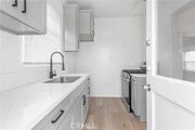 Photo - 2015 Locust Ave Townhome