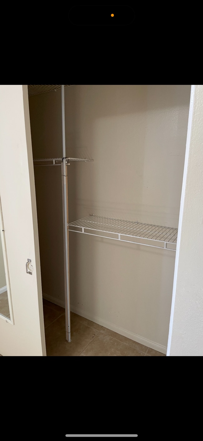 Building Photo - 5924 Rostrata Ave Unit 1 Rental
