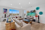 Photo - 813 Mateo St Townhome