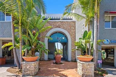 Photo - 1760 E Palomar St Townhome