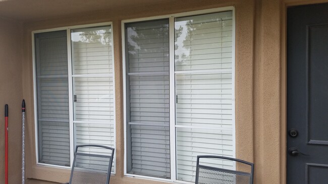 Building Photo - 235 S Cross Creek Rd Unit A