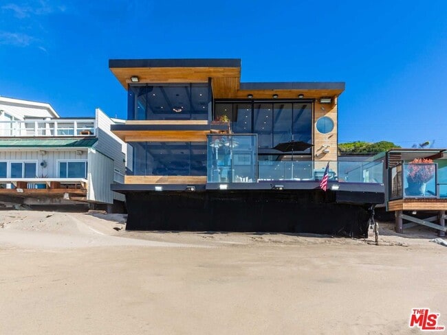 Photo - 24958 Malibu Rd House