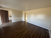 Photo - 2328 W Oakland Ave House