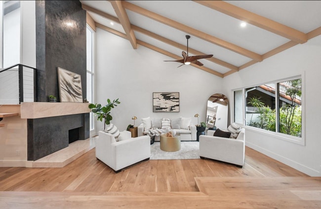 Building Photo - 630 Camino Ynez