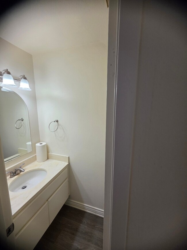 Photo - 1623 Heather Dr