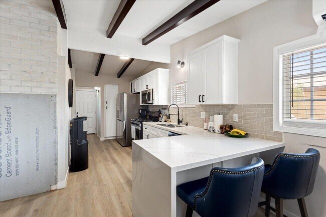 Photo - 16152 Vía Corto E