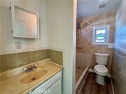 Photo - 618 S Ford Blvd