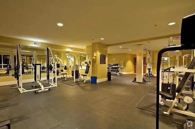 Building Photo - 700 W Harbor Dr Rental