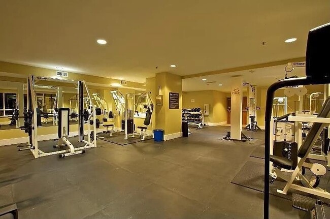 Photo - 700 W Harbor Dr Condo