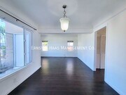 Photo - 2666 E Madison St