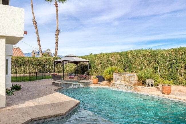 Photo - 78880 Aurora Way