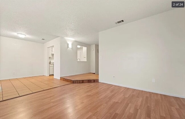 Photo - 1071 May Ln Unit #2