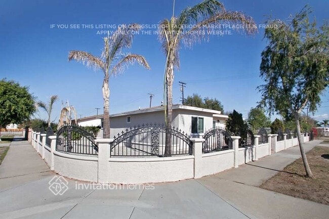 Photo - 10782 Rose St