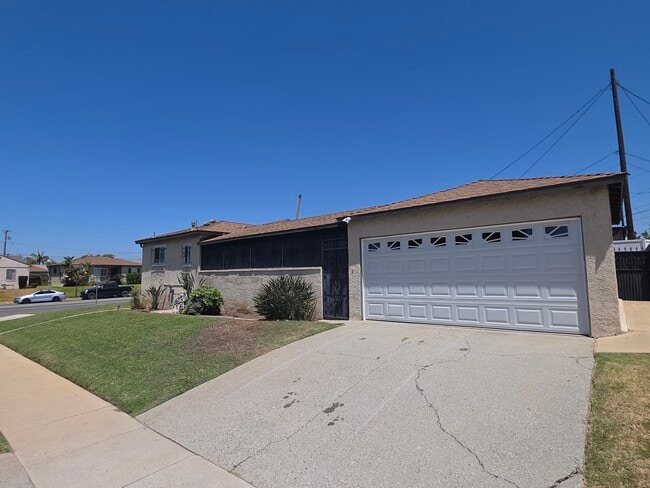 Photo - 2157 W 109th Pl