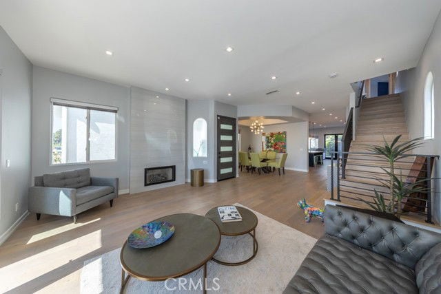 Photo - 831 Frankfort Ave