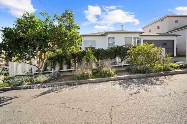 Photo - 2244 Felton St