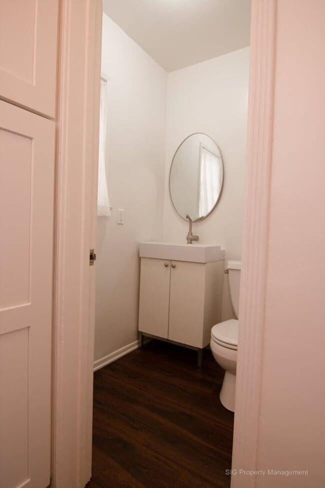 Photo - Sunset Drive, 4363-4377 Unit 4371