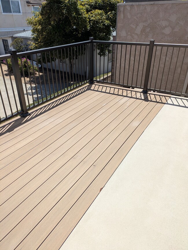 Photo - 2105 Mathews Ave