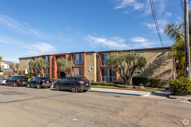 Photo - Courtyard on 68th