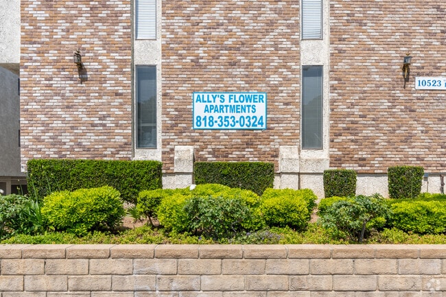 Front - Ally's Flower Apartments