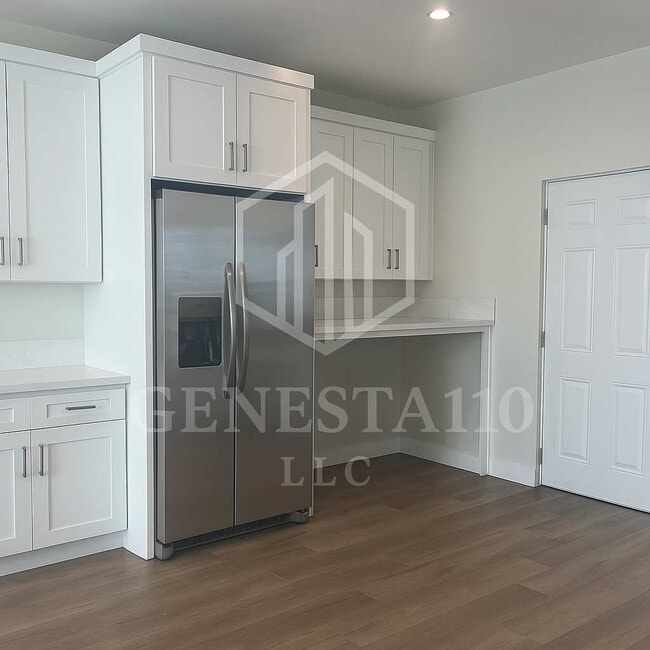 Photo - 11040 Genesta Ave Unit Lower Level