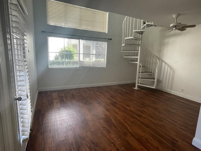 Photo - 740 Eastshore Terrace