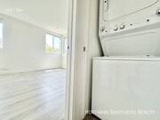 Photo - 727 Silver Lake Blvd