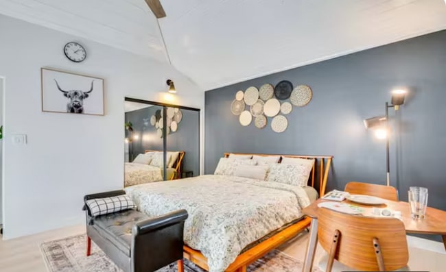 Photo - 4722 Greenbush Ave