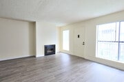 Photo - 1402 N Alta Vista Blvd