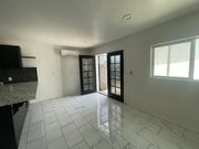Photo - 2 bedroom 2 full bathrooms - Centrally loc... House