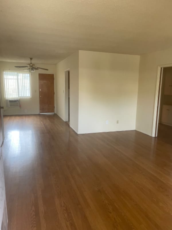 Building Photo - 918 W Huntington Dr Rental