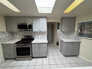 Photo - 729 Orange Dr