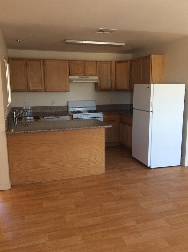 Photo - 1150 13th St Unit #202