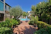 Photo - BRIGHT & AIRY, REAR-UNIT TOWNHOUSE W/ SPAC...