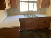 Photo - 5243 Huntington Dr Apartment Unit 5