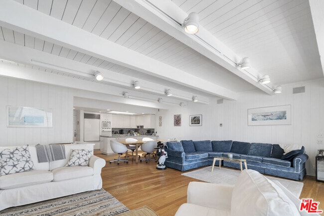 Photo - 11928 S Beach Club Way