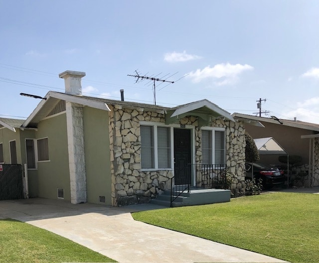 Photo - 362 E 70th St