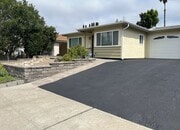 Photo - 736 Teaberry St House