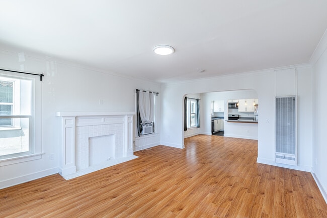 Photo - 232 N New Hampshire Ave Unit 232.5