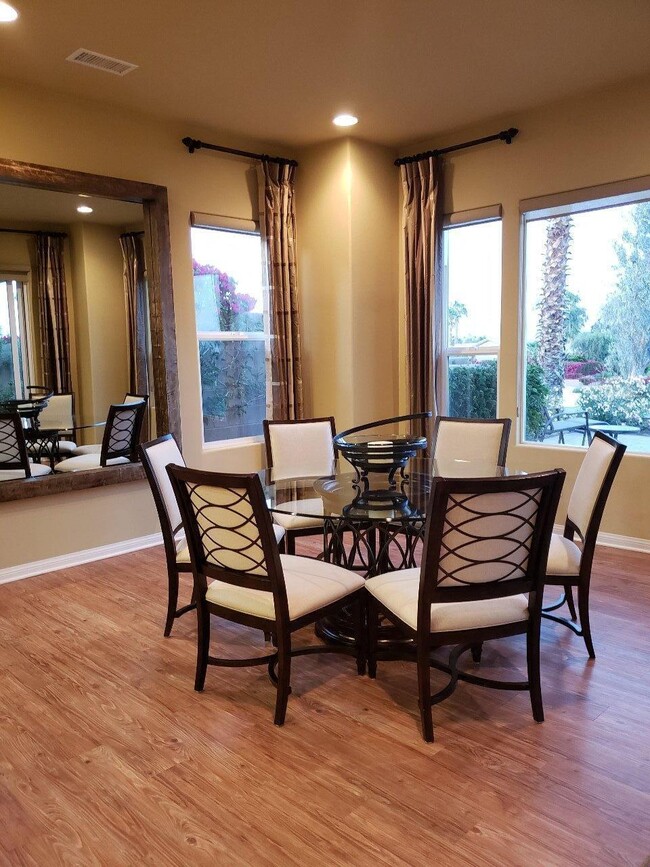 Photo - 61336 Sapphire Ln