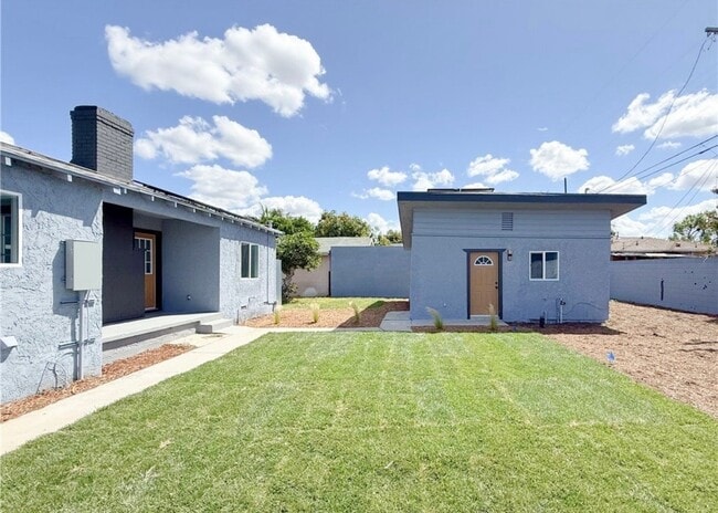 Photo - 1008 W 134th Pl