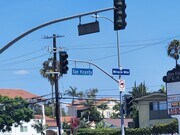 Photo - Miracle Mile 3bed/2 bath House with two Gated Yards for Lease!