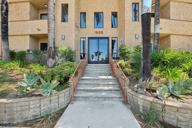 Photo - Casa Verde at Canyon Crest Hills Apartments