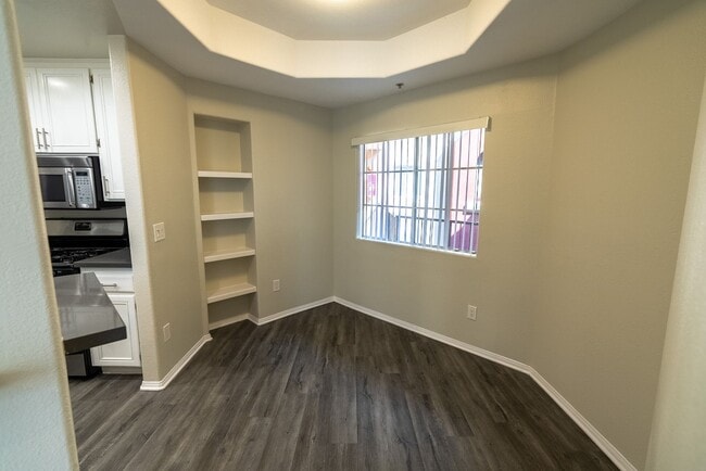 Photo - 114 North Doheny Drive