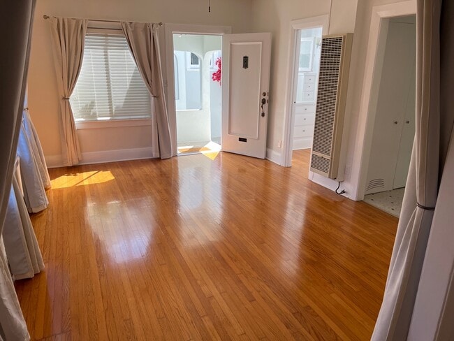 Building Photo - 218 Strand St Unit 218 and a half