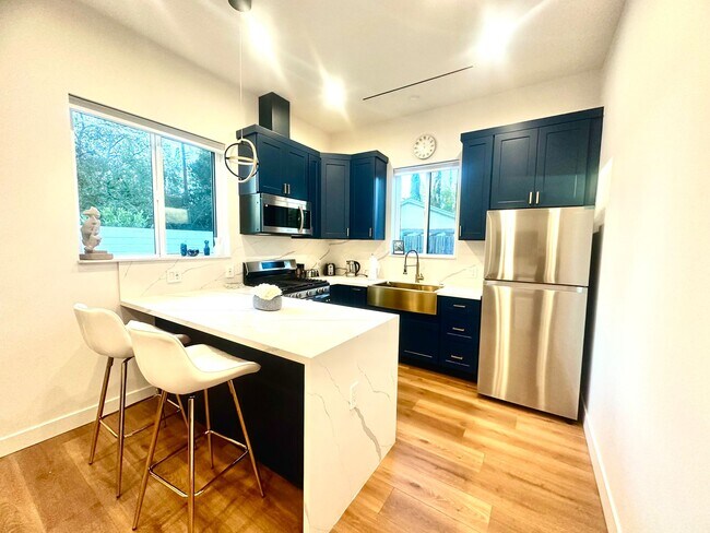 Photo - 22951 Valerio St