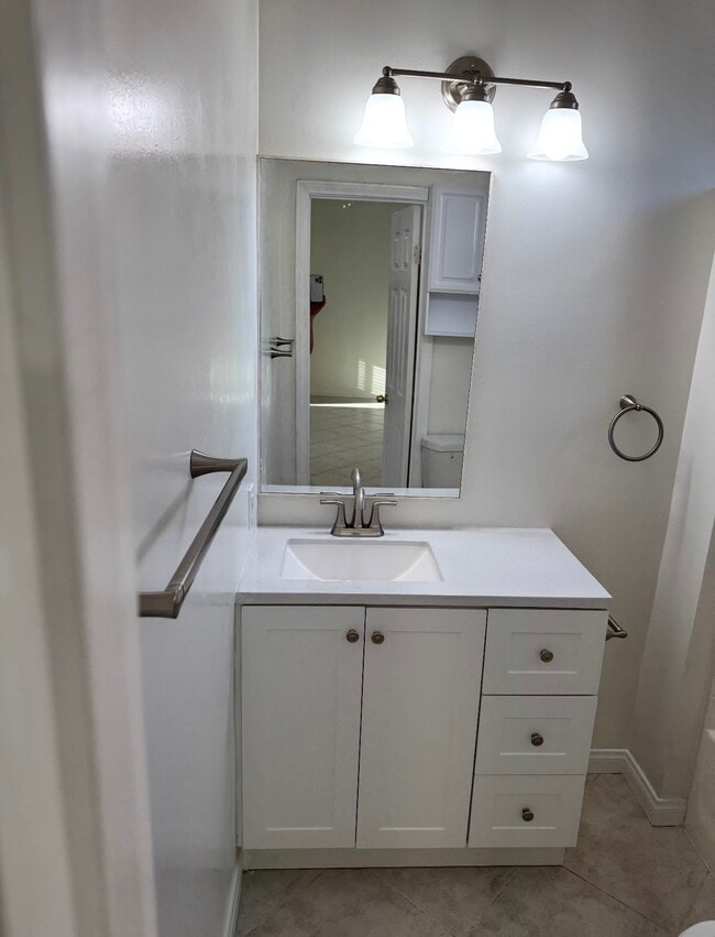 Photo - 21024 Hemmingway St