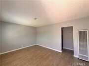 Photo - 215 E Walnut Ave Townhome